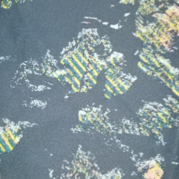 Under Armour compression leggings size XL - Picture 2 of 5